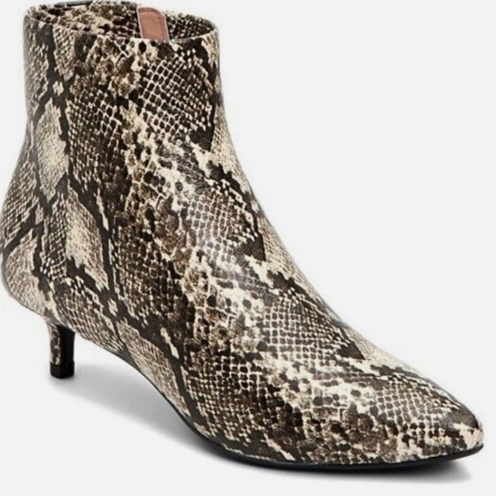 NIB Nelli Snake Waterproof Kitten Heel Booties by Taryn Rose, 8.5